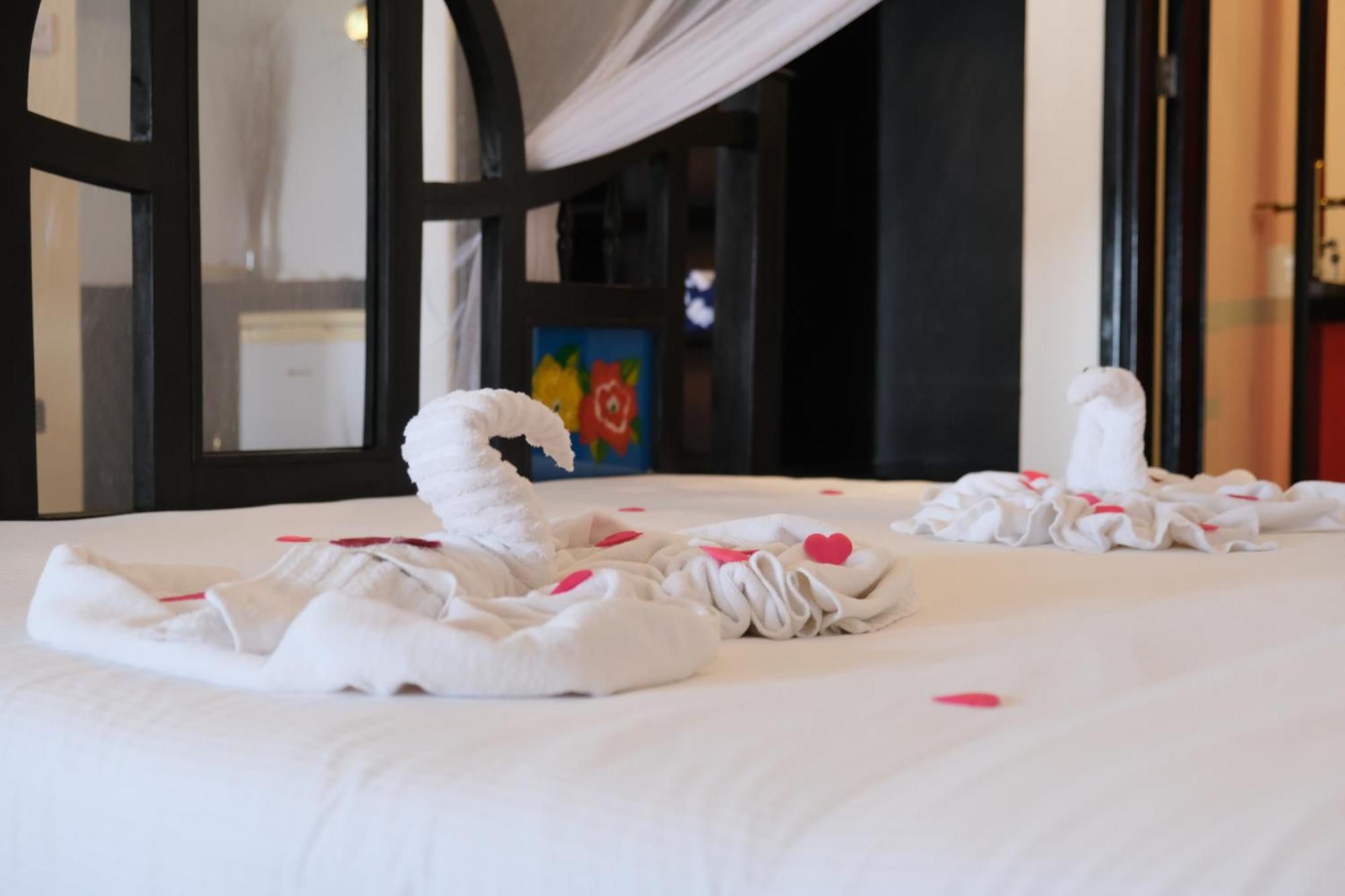Sofia Sea View Hotel Pwani Mchangani Exterior photo